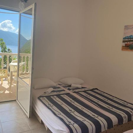 L & D Panorama Apartmani リサン エクステリア 写真