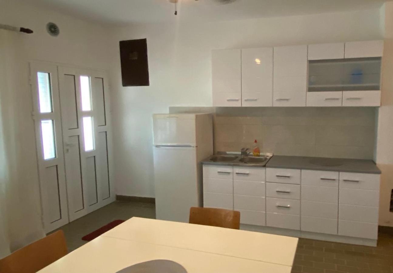 L & D Panorama Apartmani リサン エクステリア 写真
