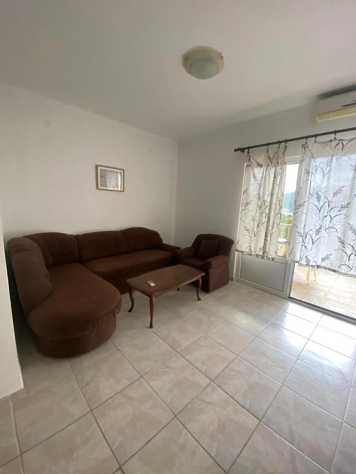 L & D Panorama Apartmani リサン エクステリア 写真